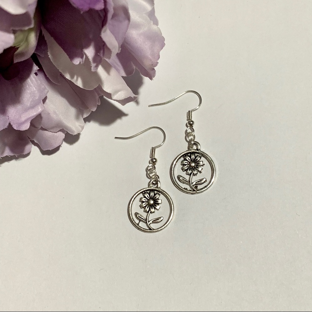 Flower Circle Fashion Earrings - Picture 3 of 7